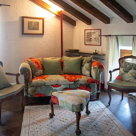 Rustico Corte Capitani 巴多利诺